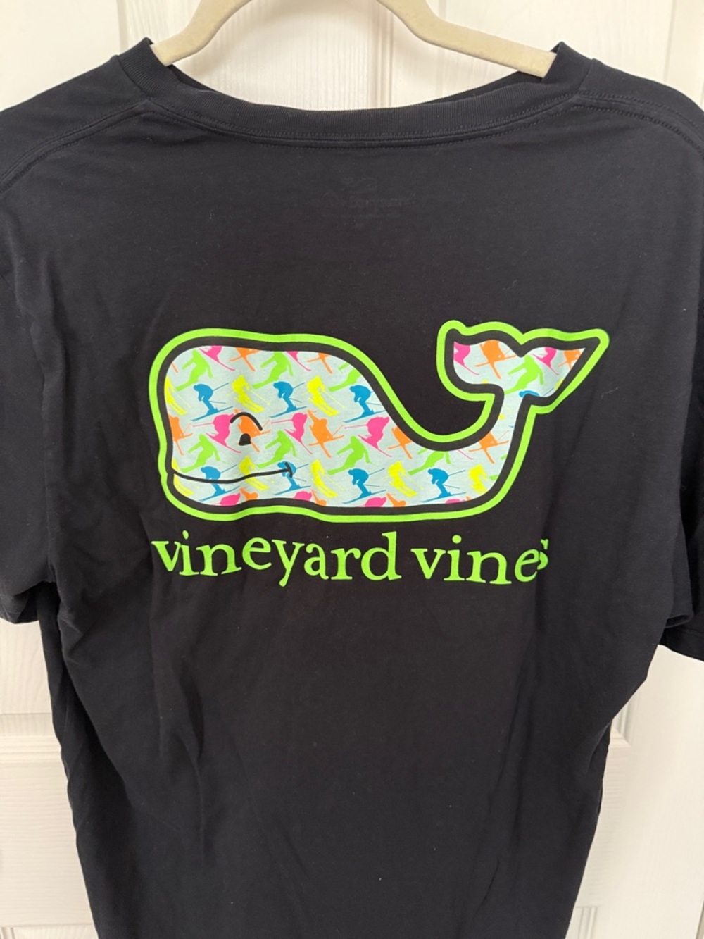 Vineyard Vines Men’s Black Whale Logo Tee with Neon Multicolor Pattern